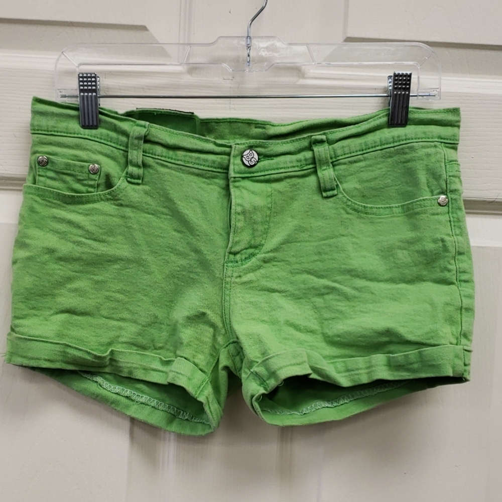 B5 Lime Green Cuffed Denim Shorts Size Lar…